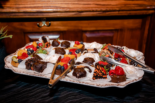 Bar & Grill «Howl at the Moon | Splitsville Luxury Lanes», reviews and photos, 220 Patriot Pl, Foxborough, MA 02035, USA