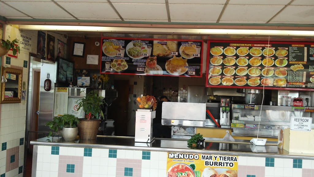 Alamilla's Mexican Food 92878