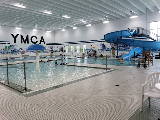 Gym «Emma B. Howe YMCA», reviews and photos, 8950 Springbrook Dr NW, Coon Rapids, MN 55433, USA