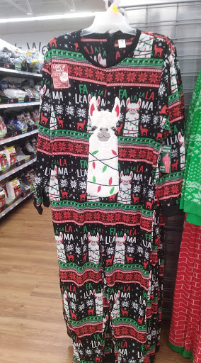 Discount Store «Walmart», reviews and photos, 2295 Gable Rd, St Helens, OR 97051, USA