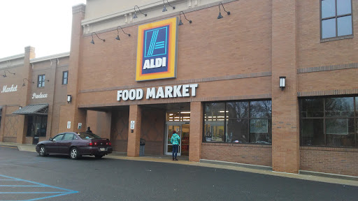 Supermarket «ALDI», reviews and photos, 48 W Baltimore Ave, Lansdowne, PA 19050, USA