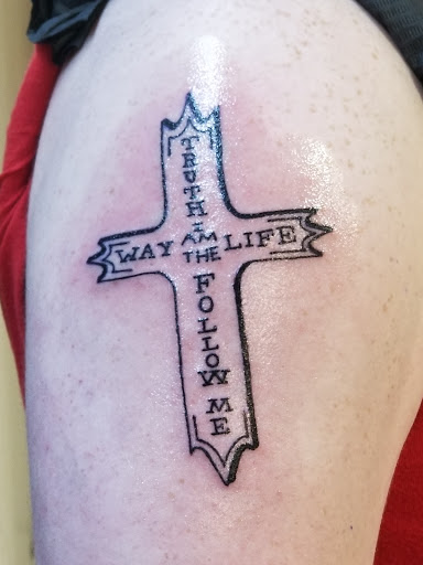 Tattoo Shop «Hazy Daze Tattoo Studio», reviews and photos, 2104 Strand St, Galveston, TX 77550, USA