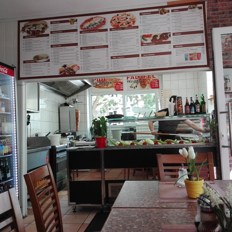 Klein Istanbul Pizza & Kebabhaus
