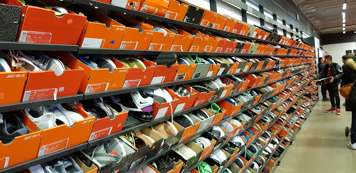 Clothing Store «Nike Factory Store», reviews and photos, 600 Bluebird Ct, Central Valley, NY 10917, USA