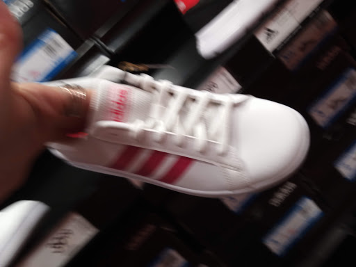 Sporting Goods Store «Academy Sports + Outdoors», reviews and photos, 140 E Bert Kouns Industrial Loop, Shreveport, LA 71106, USA