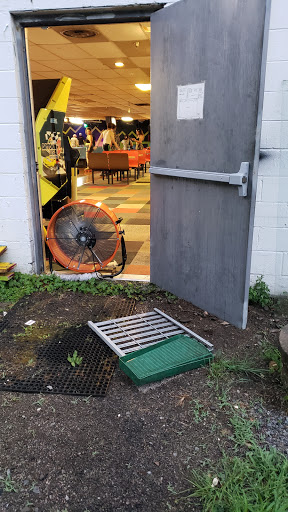 Sporting Goods Store «Hyde Park Roller Magic», reviews and photos, 4178 Albany Post Rd, Hyde Park, NY 12538, USA