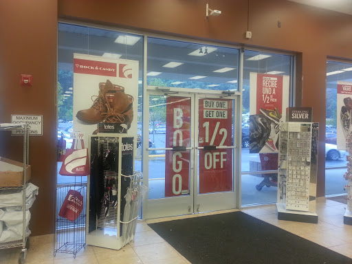 Shoe Store «Famous Footwear», reviews and photos, 1515 US-22 #42, Watchung, NJ 07069, USA