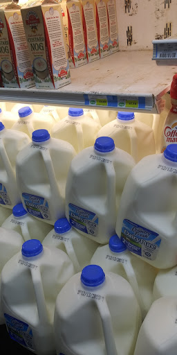 Grocery Store «Hollywood Super Market», reviews and photos, 714 N Main St, Royal Oak, MI 48067, USA