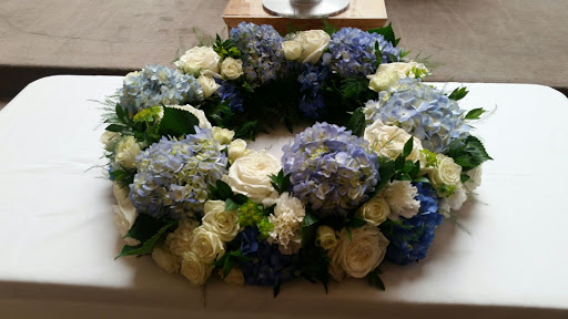 Florist «The Village Flower Shop», reviews and photos, 132 S Addison St, Bensenville, IL 60106, USA