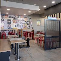 Atmosphère du Restaurant KFC Corbeil à Corbeil-Essonnes - n°19