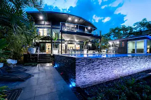 Executive Retreats - Luxury Accommodation in Port Douglas and Cairns image