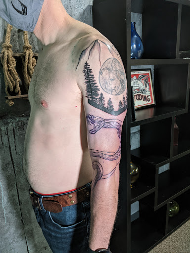 Tattoo Shop «Steadfast Tattoo Studio», reviews and photos, 2616 W Colorado Ave #6, Colorado Springs, CO 80904, USA