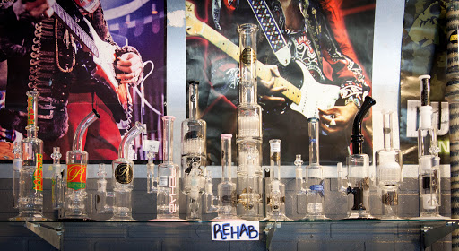 Tobacco Shop «Twisted Smoke Shop (J St)», reviews and photos, 3718 J St, Sacramento, CA 95816, USA