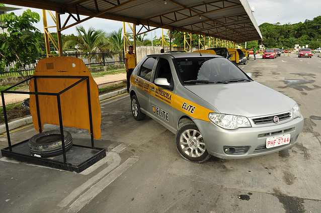 eliteautoescola.com
