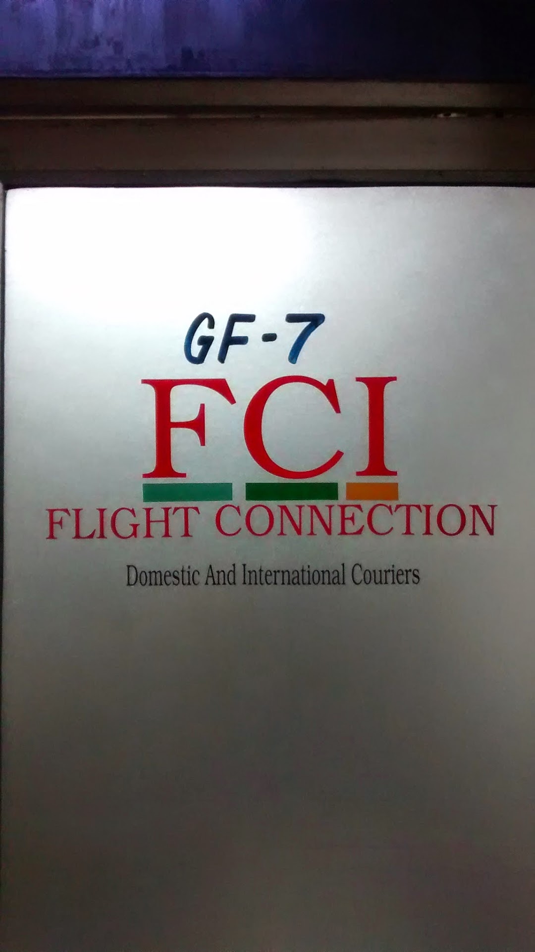 Flight Connection Domestic & International Couriers