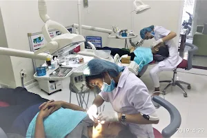 smile care dental clinic da nang image