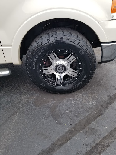 Tire Shop «Big L Tire Company», reviews and photos, 207 Spotswood Trail, Elkton, VA 22827, USA