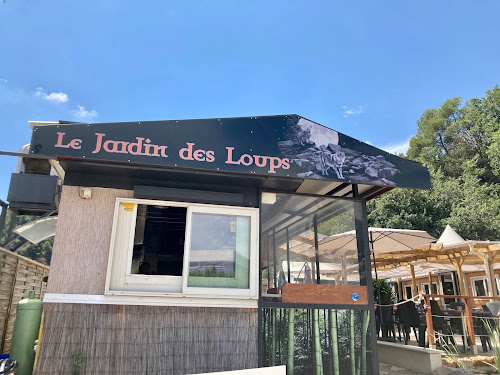 restaurants Le Jardin des Loups Carros