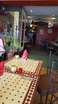Atmosphère du Restaurant de spécialités d'Afrique du Nord Les Saveurs d'Orient à La Ciotat - n°7