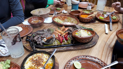 Colombian food restaurants in Monterrey