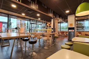 McDonald's SCS Parkplatz-Westring image