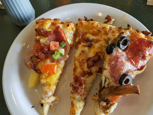 Pizza Restaurant «Round Table Pizza», reviews and photos, 7909 Walerga Rd, Antelope, CA 95843, USA