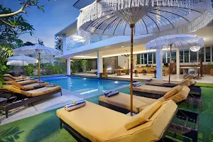 Monolocale Resort Seminyak by iNi Vie Hospitality - Luxury Art Living Experience image
