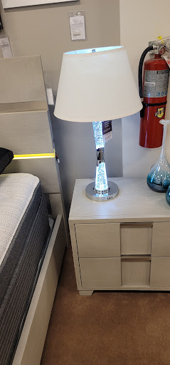 Furniture Store «Raymour & Flanigan Furniture and Mattress Store», reviews and photos, 150 Harmon Meadow Blvd, Secaucus, NJ 07094, USA