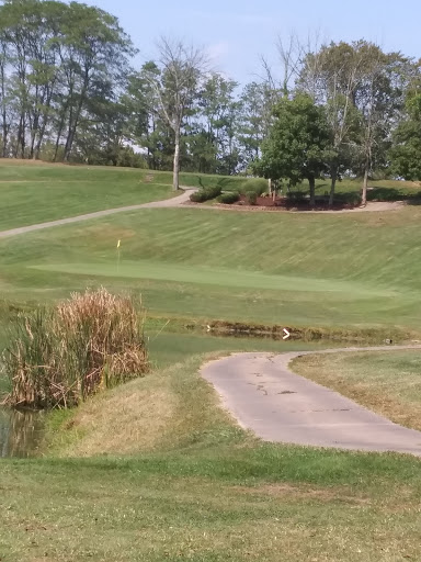Public Golf Course «Beech Creek Golf Course», reviews and photos, 1831 Hudepohl Ln, Cincinnati, OH 45231, USA
