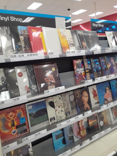 Department Store «Target», reviews and photos, 2421 Cranberry Hwy #110, Wareham, MA 02571, USA