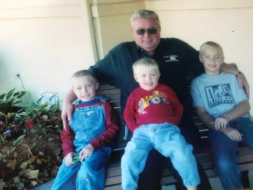 Used Car Dealer «J.H. Barkau & Sons», reviews and photos, 1102 E South St, Freeport, IL 61032, USA