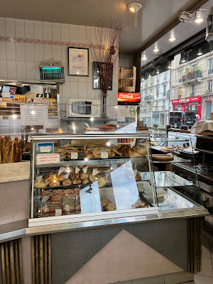 Boulangerie Patisserie à Paris