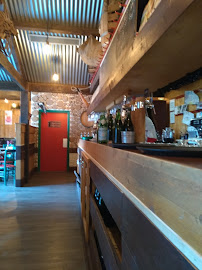 Atmosphère du Restaurant Bodega Es Tapa Ti à Mondeville - n°4