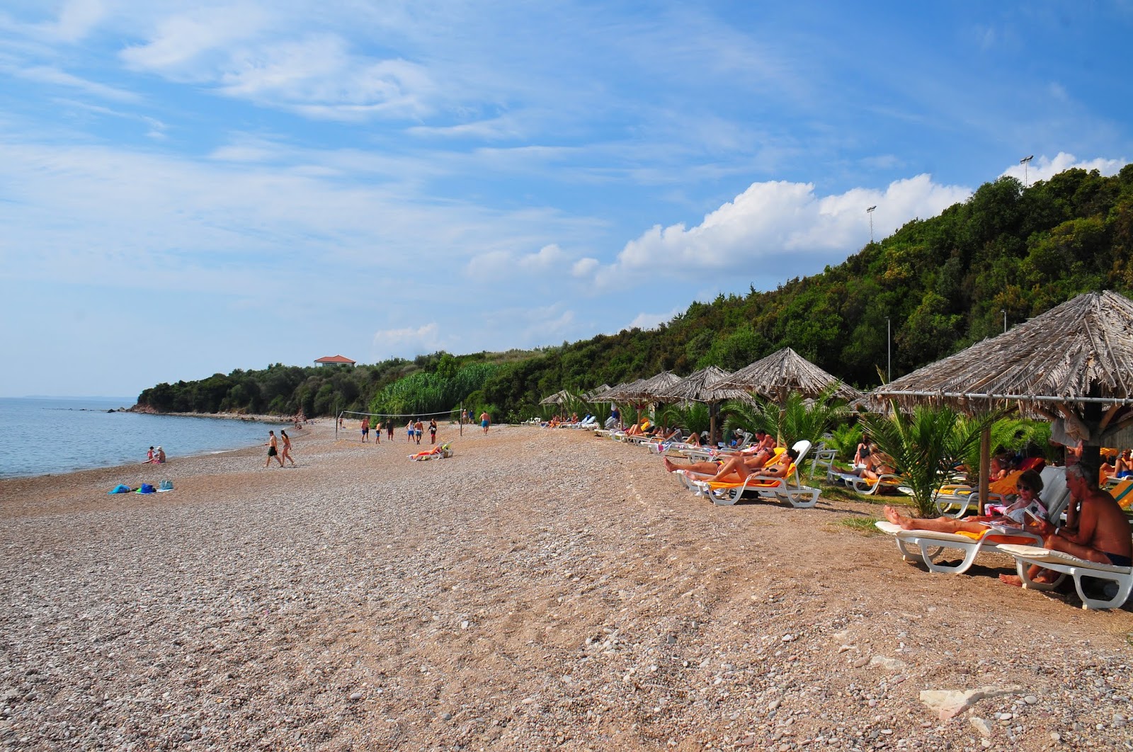 Photo de Sunrise village beach avec plusieurs baies spacieuses