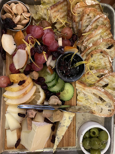 Wine Store «Blackbird Wine Shop», reviews and photos, 4323 NE Fremont St, Portland, OR 97213, USA