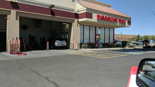 Tire Shop «Discount Tire Store - Mesa, AZ», reviews and photos, 2030 S Country Club Dr, Mesa, AZ 85210, USA