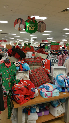 Department Store «T.J. Maxx», reviews and photos, 1650 Miami Gardens Dr, North Miami Beach, FL 33179, USA