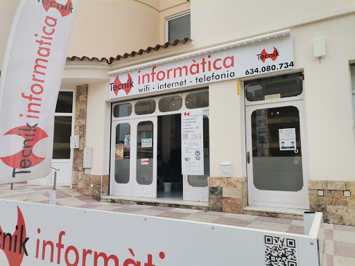 Tecnik informatica roses en Roses, Girona