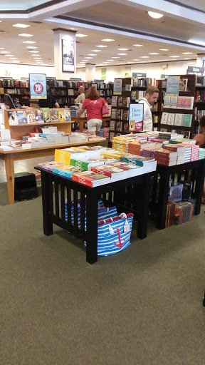 Book Store «Barnes & Noble», reviews and photos, 1701 Mallory Ln, Brentwood, TN 37027, USA