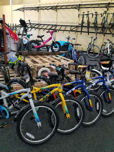 Bicycle Store «Montgomery Cyclery West Chester», reviews and photos, 8975 Cincinnati Columbus Rd, West Chester Township, OH 45069, USA