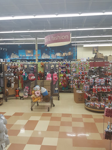 Pet Supply Store «Petco Animal Supplies», reviews and photos, 416 Crossroads Blvd, Cary, NC 27518, USA