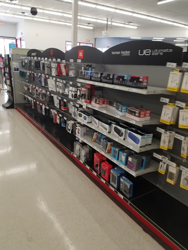 Office Supply Store «Staples», reviews and photos, 1300 N Rte 17, Ramsey, NJ 07446, USA