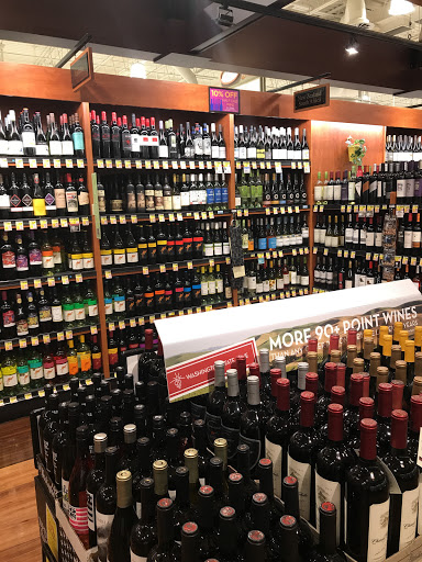 Grocery Store «Harris Teeter», reviews and photos, 2080 Kildaire Farm Rd, Cary, NC 27511, USA