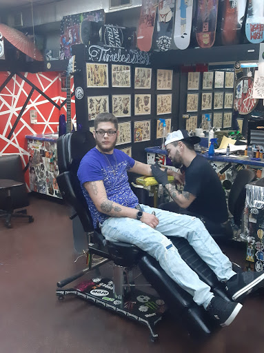 Jinx Proof Tattoo Emporium, 735 W Walnut St, Johnson City, TN 37604, USA, 