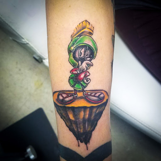 Tattoo Shop «Inkazoid Tattoos», reviews and photos, 5400 Fort Henry Dr, Kingsport, TN 37663, USA