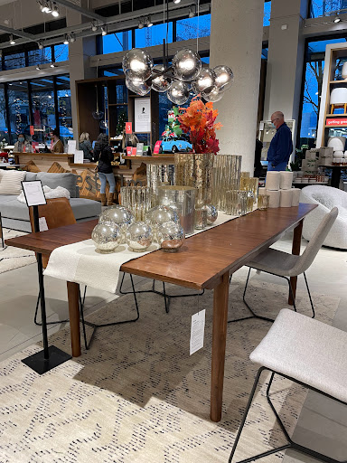Furniture Store «west elm», reviews and photos, 1 Bellevue Way NE, Bellevue, WA 98004, USA