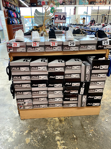 Shoe Store «Shoe City», reviews and photos, 4170 E Willow St, Long Beach, CA 90815, USA