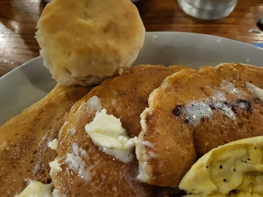 American Restaurant «Cracker Barrel Old Country Store», reviews and photos, 380 N Jacob Dr, Bloomington, IN 47404, USA