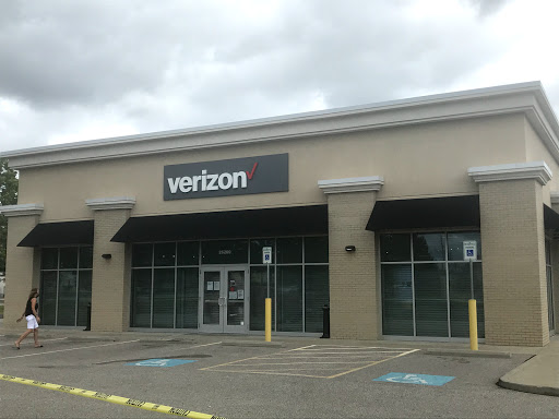 Cell Phone Store «Verizon», reviews and photos, 26200 Brookpark Rd, North Olmsted, OH 44070, USA