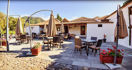 Restaurante La Casa Vieja - Av. de La Iglesia, 68, 38690 Santiago del Teide, Santa Cruz de Tenerife, Spain